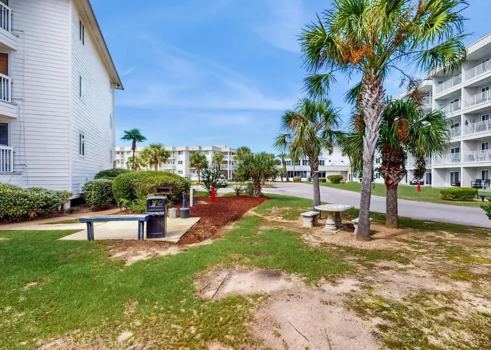 Plantation East #1108